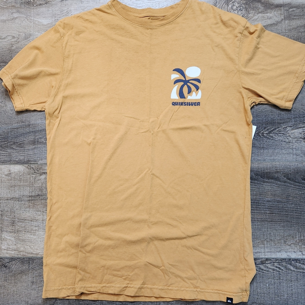 NWT Quiksilver Tan‎ Short Sleeve Tee with Palm Design Size M Boardrider Club